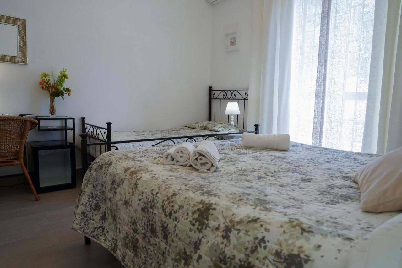 Anthea Bb Napoli Bed & Breakfast Exterior photo