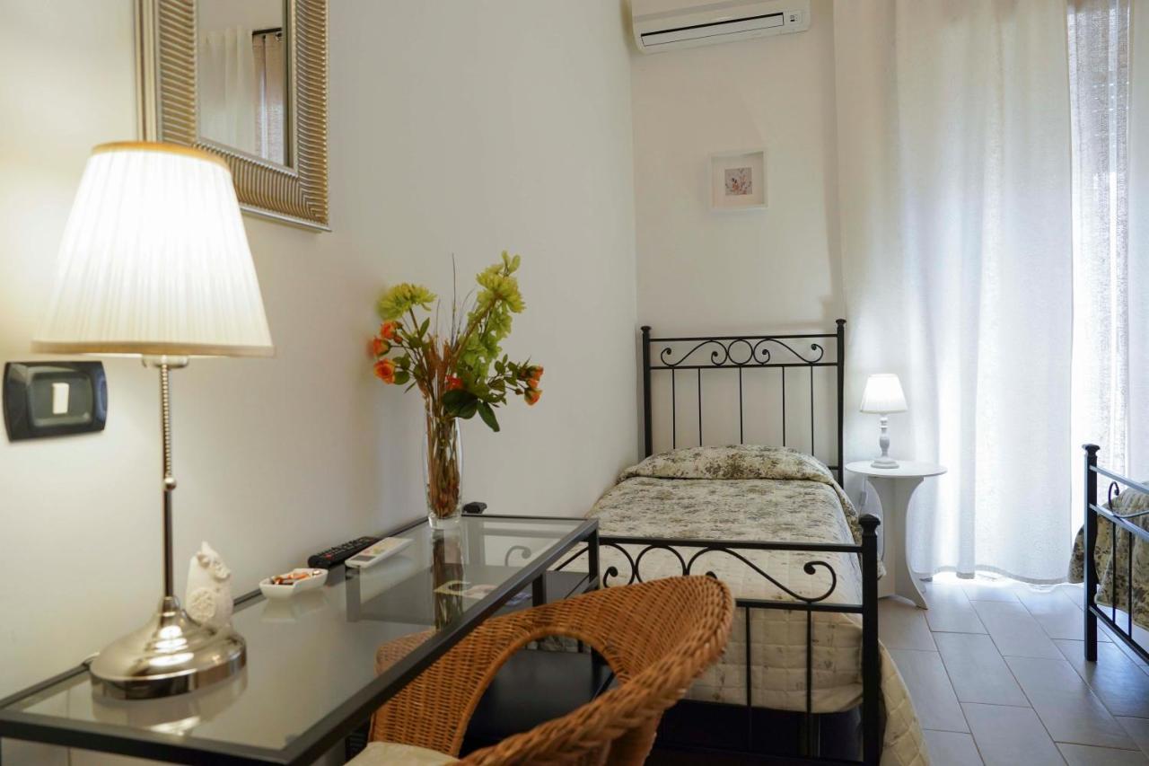 Anthea Bb Napoli Bed & Breakfast Exterior photo